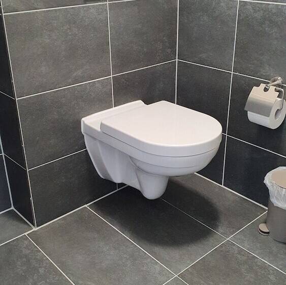 Davin City Aparments   Self Check In