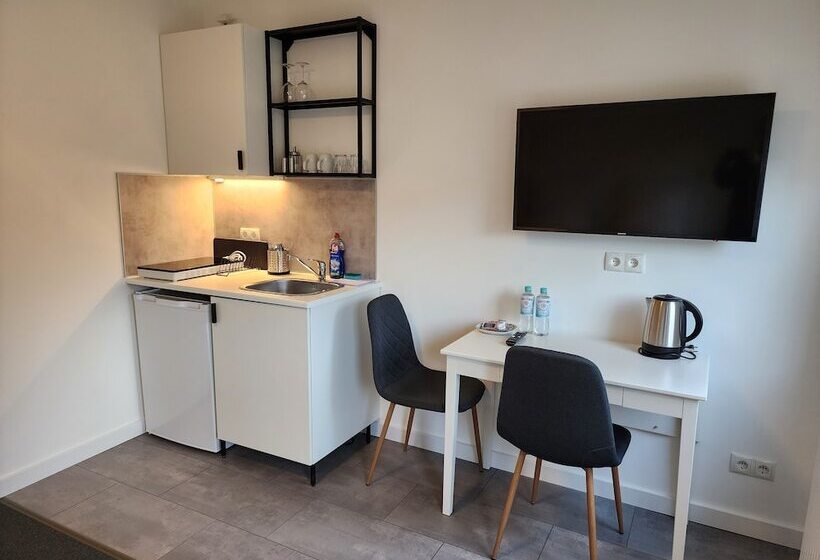 Davin City Aparments   Self Check In