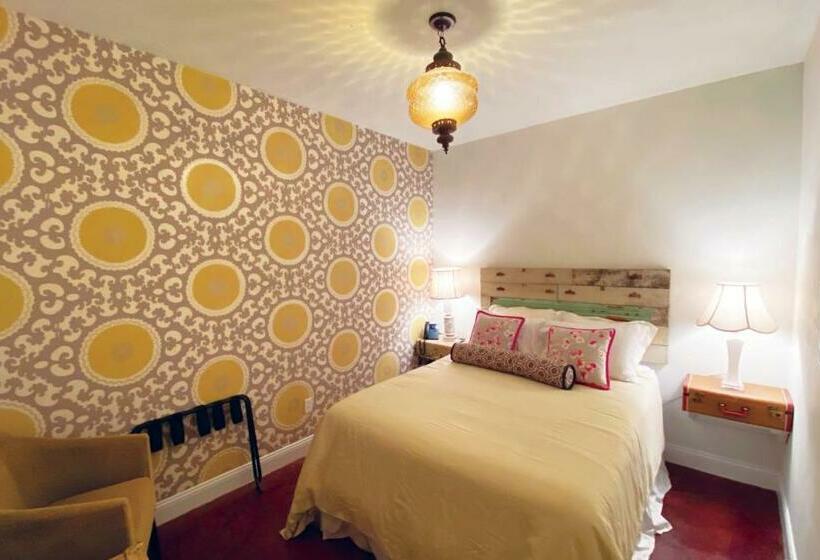 Отель Mulberry Inn