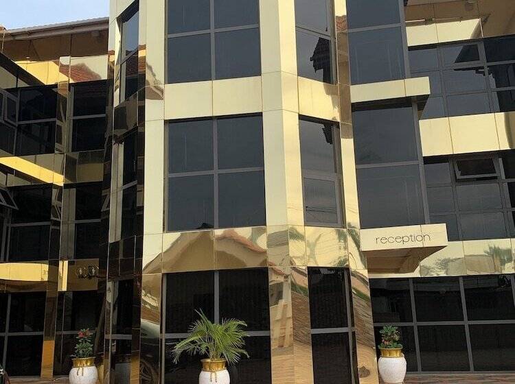 Отель Selwilliam