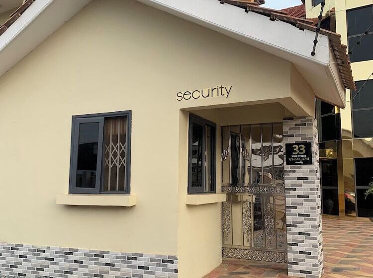 Отель Selwilliam