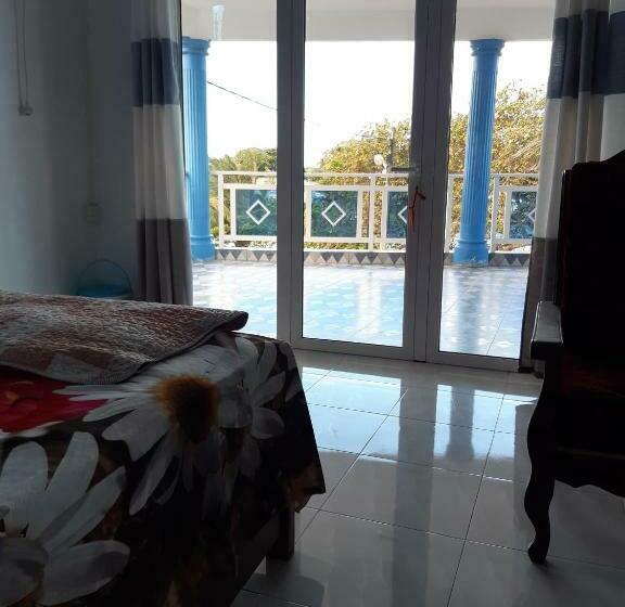 پانسیون Family Residence