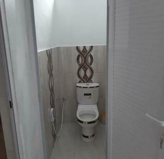 پانسیون Family Residence