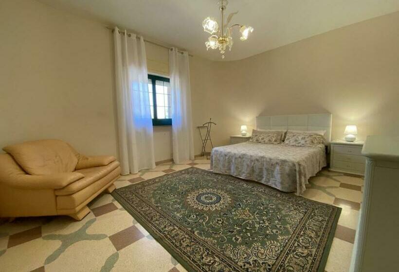 بنسيون La Campanella