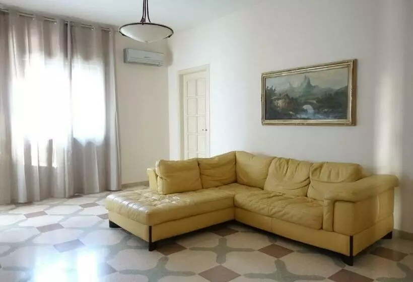 Majatalo La Campanella