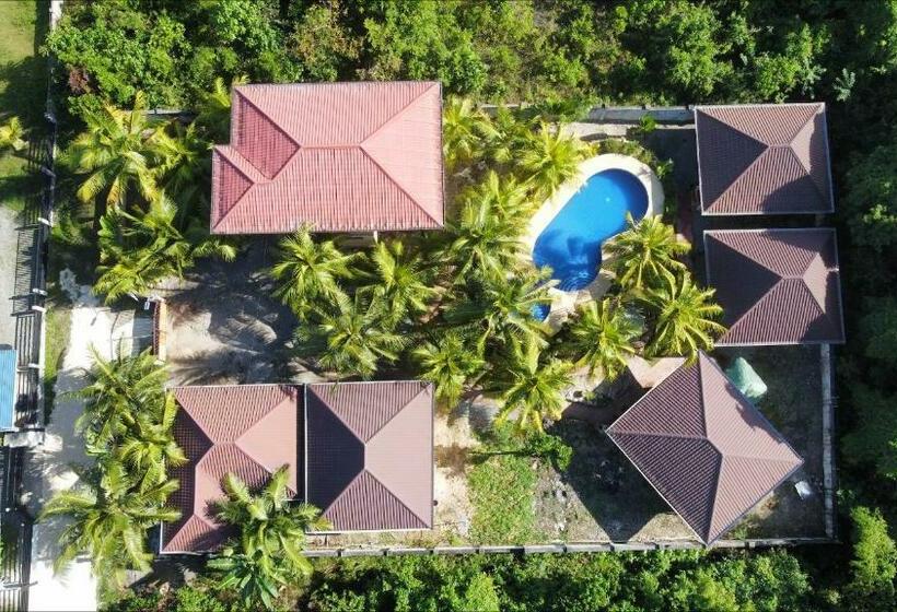 Resort Tyner S Place