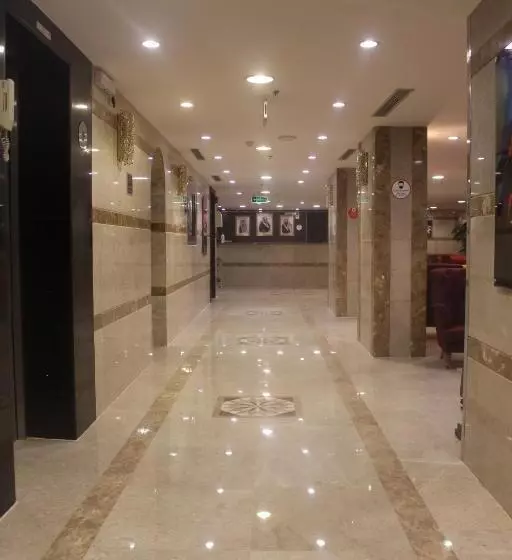 فندق ابرال