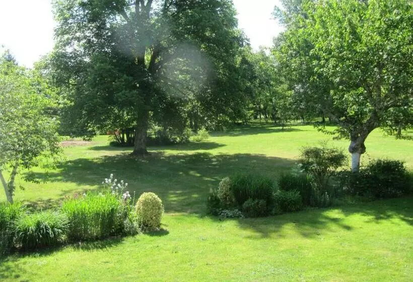 ベッドアンドブレックファースト Domaine De Montizeau