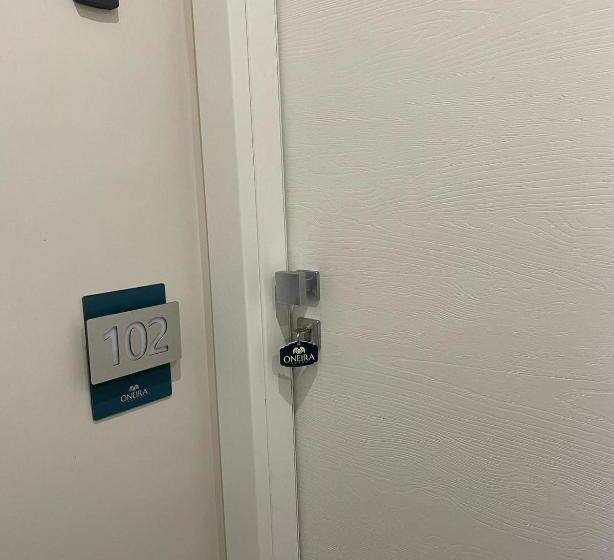 Bed and Breakfast Oneira Rooms