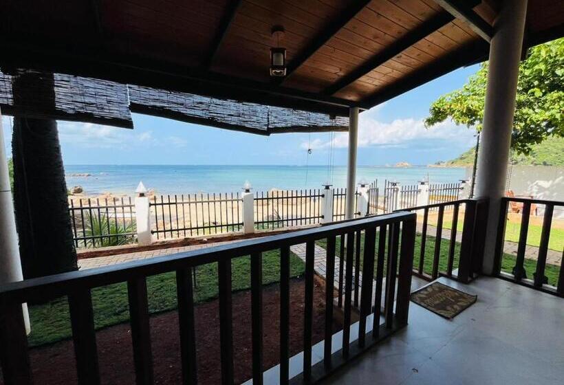 ホテル Janas Blue Water Corner