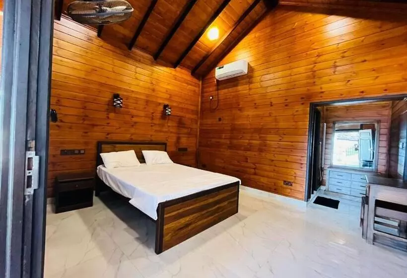 Hotelli Janas Blue Water Corner