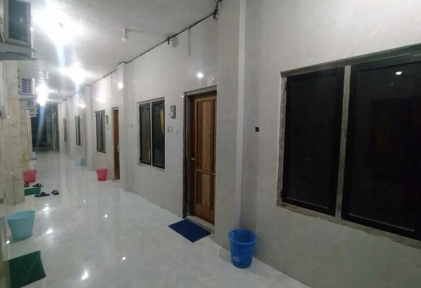 Szálloda Near Grosir Stono 2