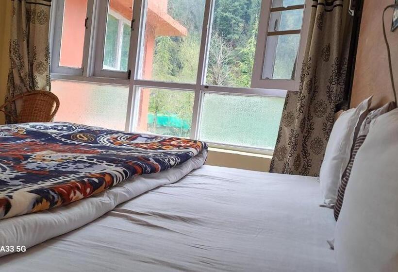 Pensão Al Ayaan Guest House