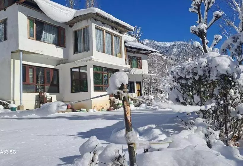 ペンション Al Ayaan Guest House