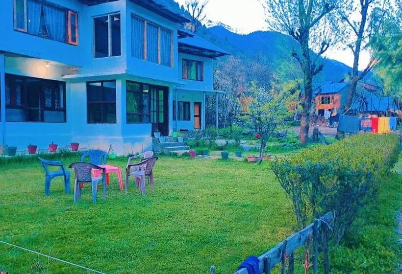 ペンション Al Ayaan Guest House