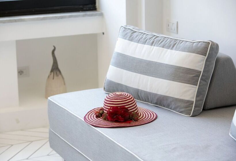 פנסיון Estate4home Iommella Luxury Rooms