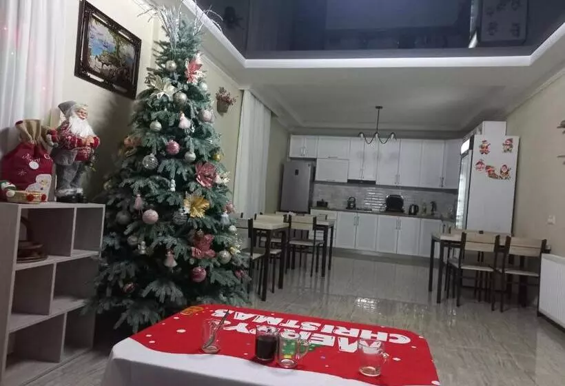 پانسیون Mate S Guest House