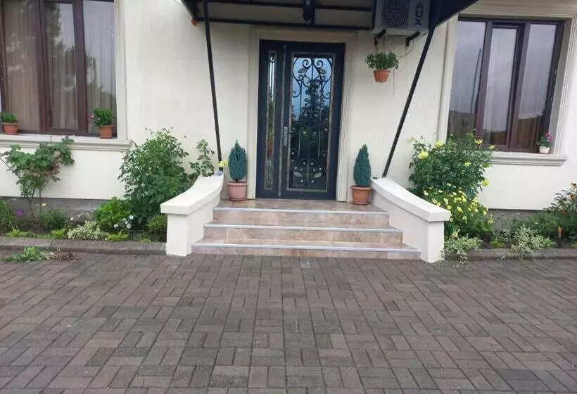 پانسیون Mate S Guest House