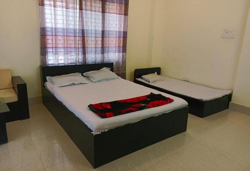 پانسیون Rose Garden Guest House