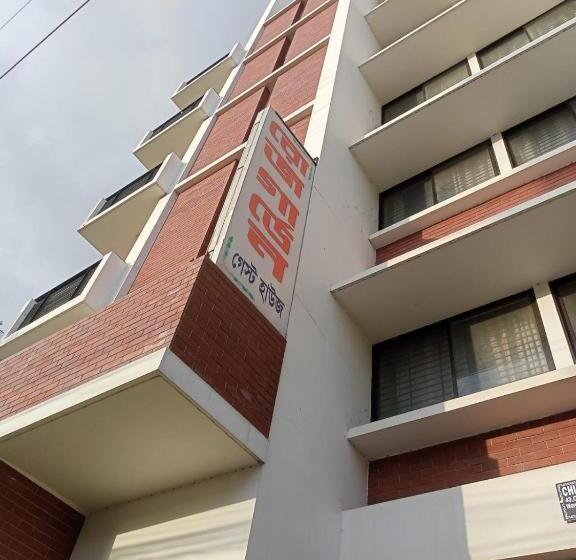 پانسیون Rose Garden Guest House