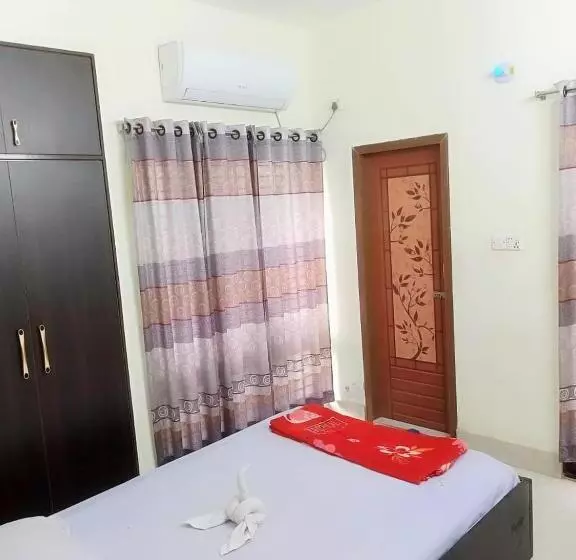 ペンション Rose Garden Guest House