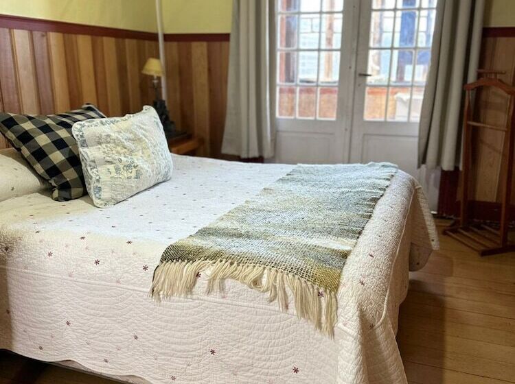 تختخواب و صبحانه Florencia