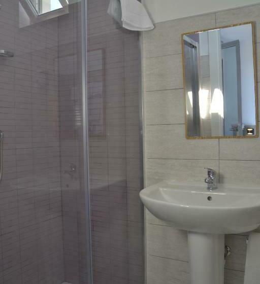 ベッドアンドブレックファースト Guest House   Villa Uria