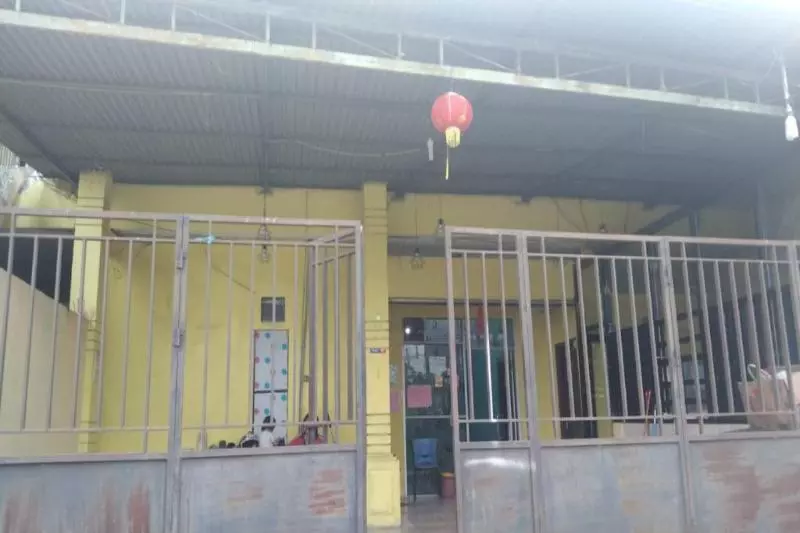 Hotelli Express O 91281 Guest House Indah Jaya