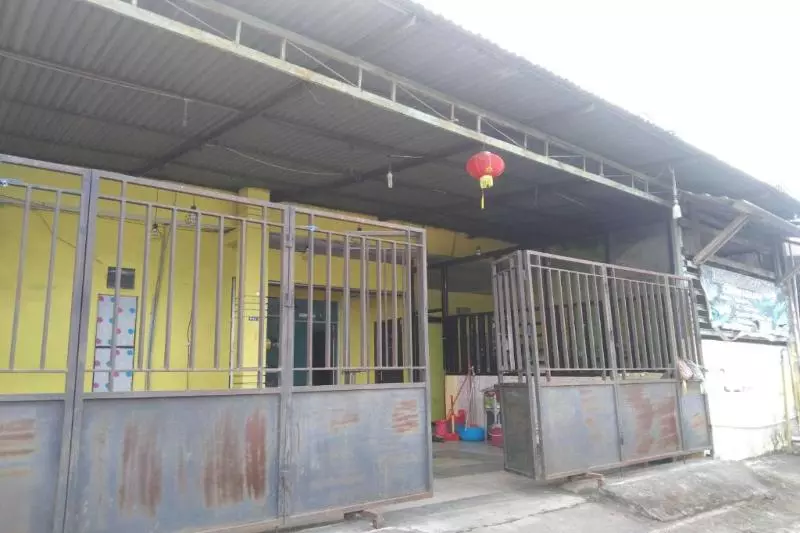 Hotelli Express O 91281 Guest House Indah Jaya