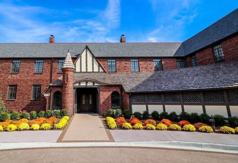 Hotelli St. Clair Inn