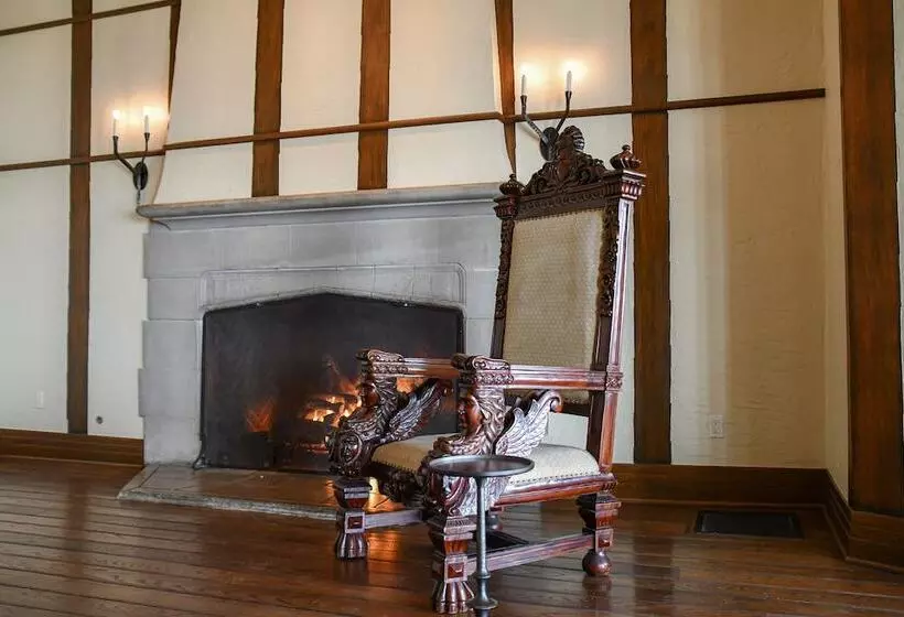 Hotelli St. Clair Inn