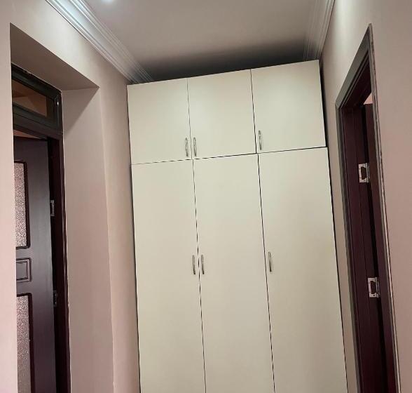 پانسیون Artina Guest House