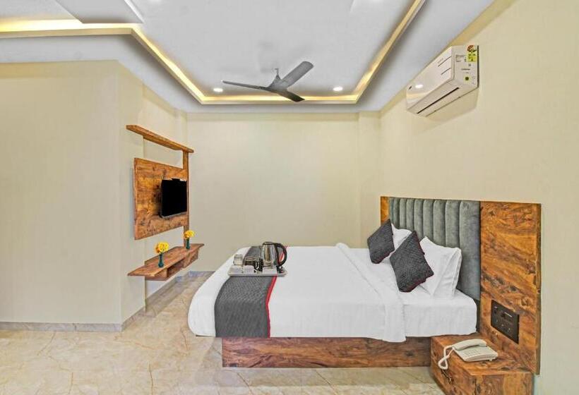 Townhouse Hotel Md Star