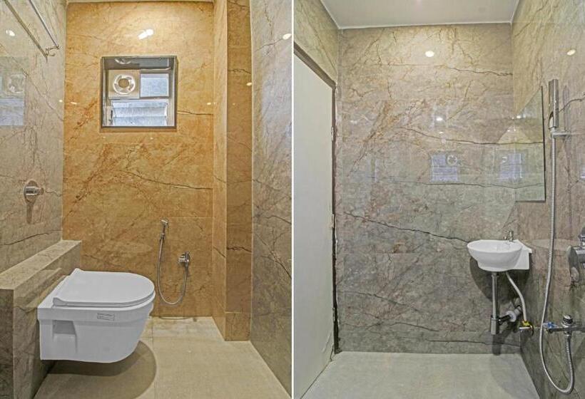 Townhouse Hotel Md Star