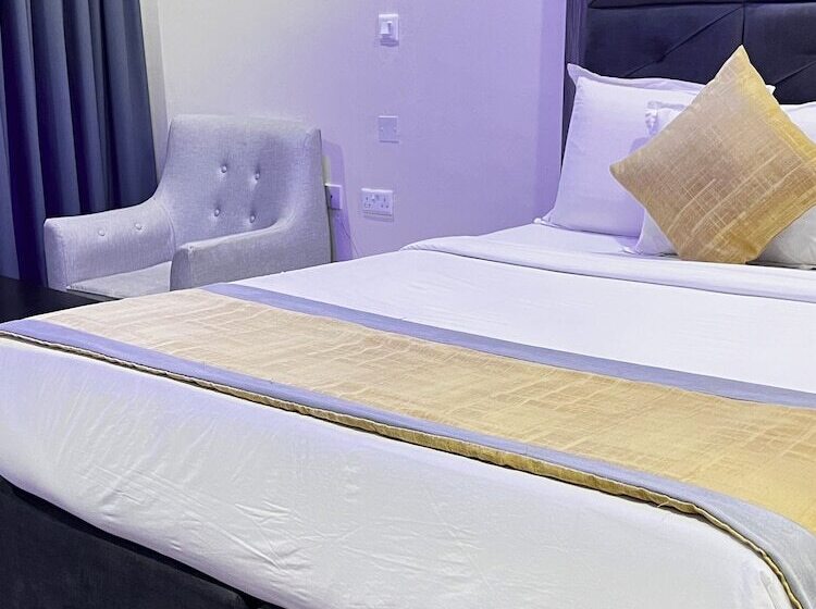 هتل De Rigg Place Victoria Island