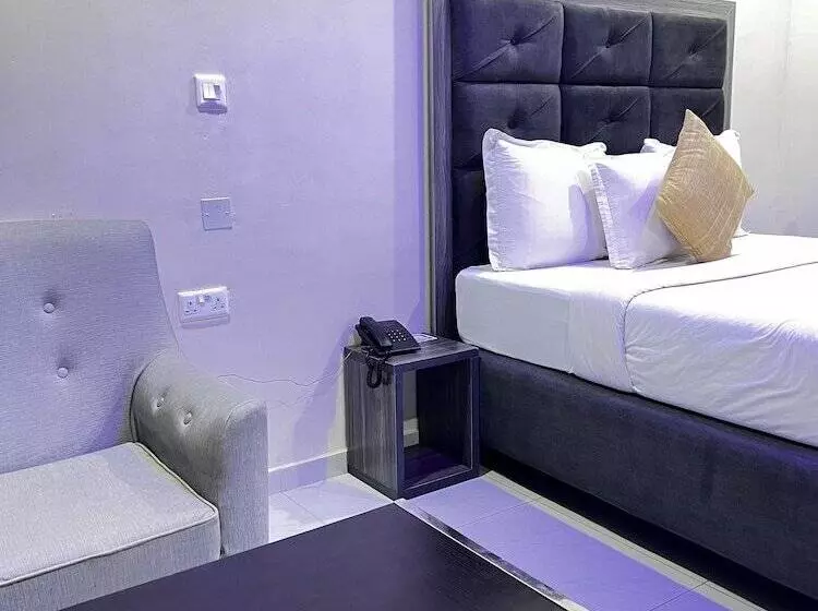 هتل De Rigg Place Victoria Island