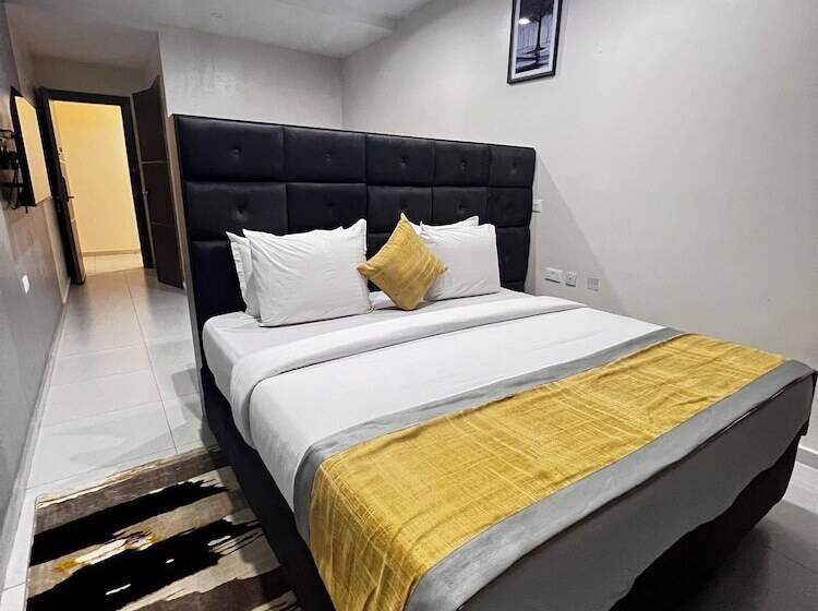 هتل De Rigg Place Victoria Island