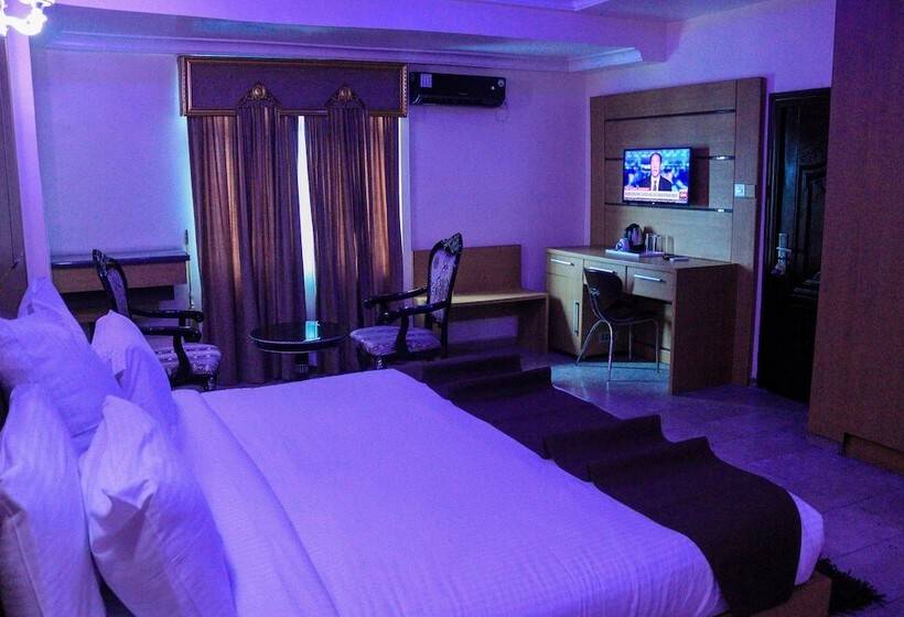 هتل Desikok Royal