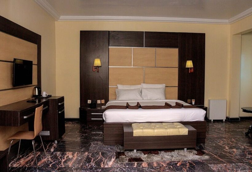 هتل Desikok Royal