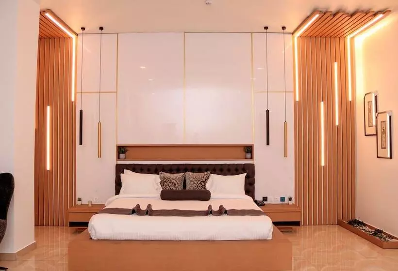 هتل Desikok Royal