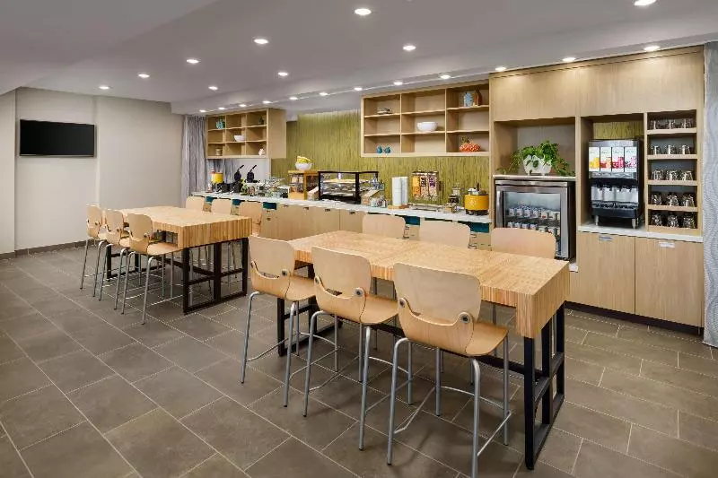 ホテル Home2 Suites By Hilton Scottsdale North