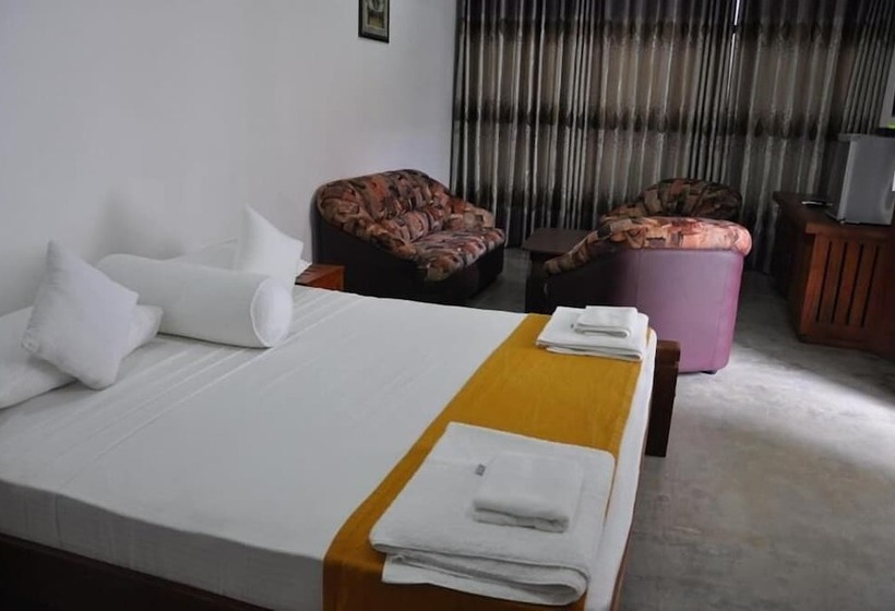 Pensiune Trinco Rest House