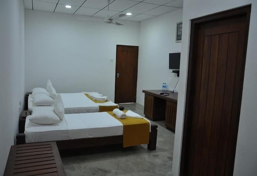 Pensiune Trinco Rest House