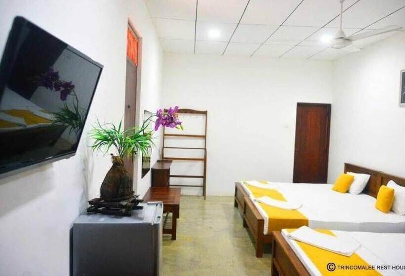 Pensiune Trinco Rest House