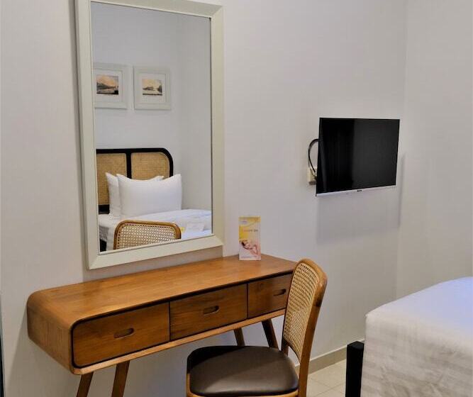 Ceria Hotel At Alun Alun Yogyakarta