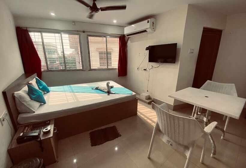 호텔 Goroomgo Vhyom Sky Palace Near Sakherbazar Metro Station Kolkata