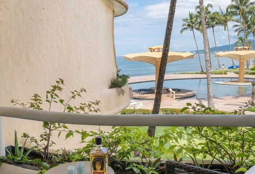 Ocean Front Condo With Pool Sleeps 6 Adults Quinta Del Mar 203