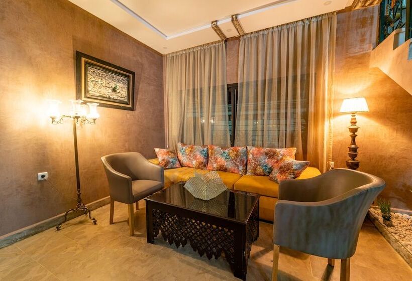 Riad Les Nuits De Fès