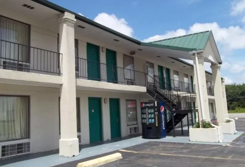 בית מלון כפרי America S Best Inn  Brinkley