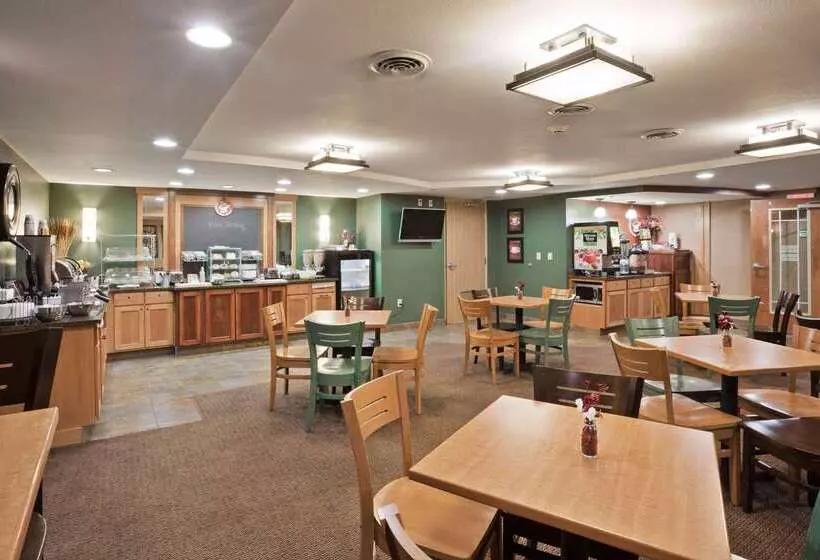 ホテル Americinn By Wyndham Fort Pierre Conference Center